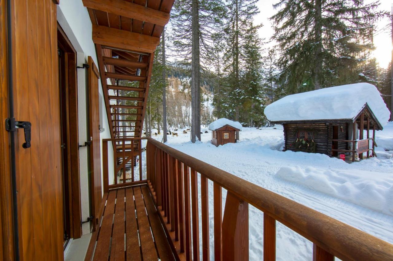 Wildhomes Wild Wolf Lodge Κουρμαγιέρ Εξωτερικό φωτογραφία