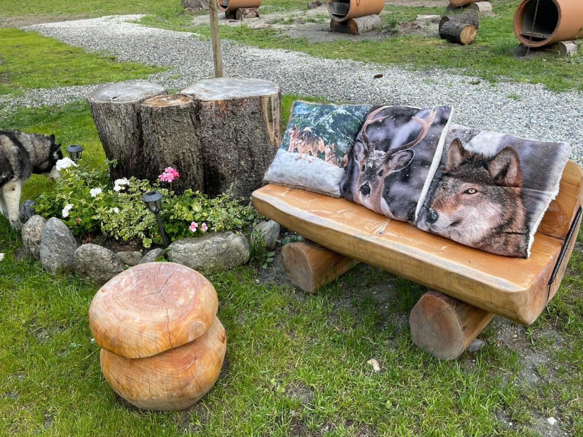 Wildhomes Wild Wolf Lodge Κουρμαγιέρ Εξωτερικό φωτογραφία