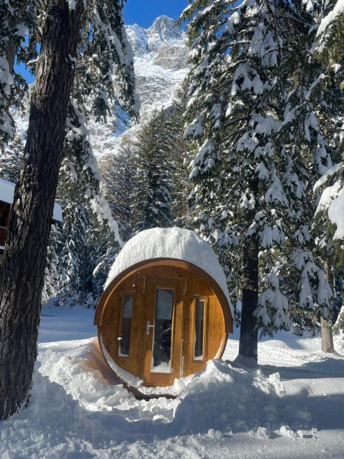Wildhomes Wild Wolf Lodge Κουρμαγιέρ Εξωτερικό φωτογραφία