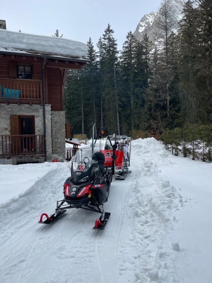 Wildhomes Wild Wolf Lodge Κουρμαγιέρ Εξωτερικό φωτογραφία