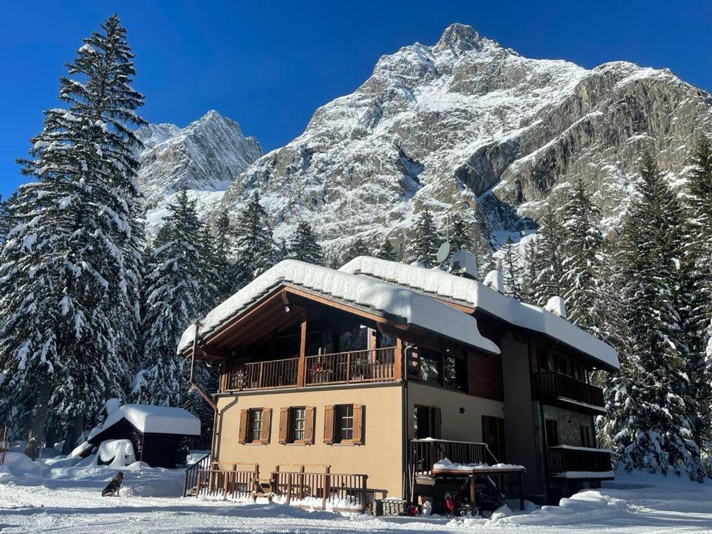 Wildhomes Wild Wolf Lodge Κουρμαγιέρ Εξωτερικό φωτογραφία