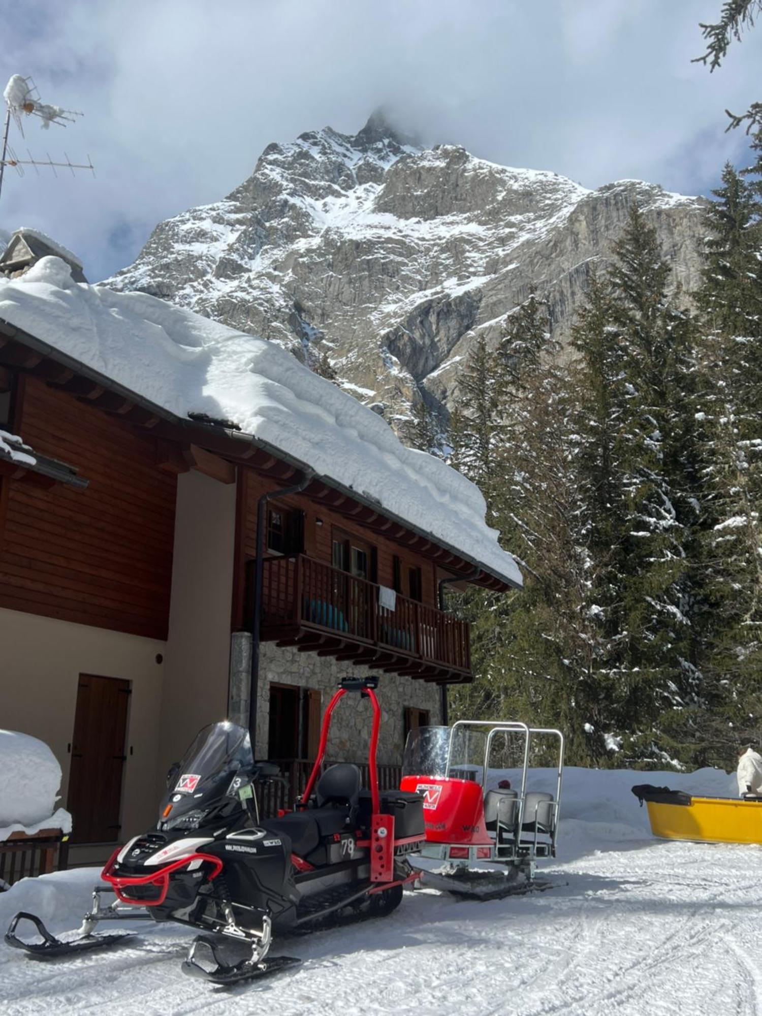 Wildhomes Wild Wolf Lodge Κουρμαγιέρ Εξωτερικό φωτογραφία